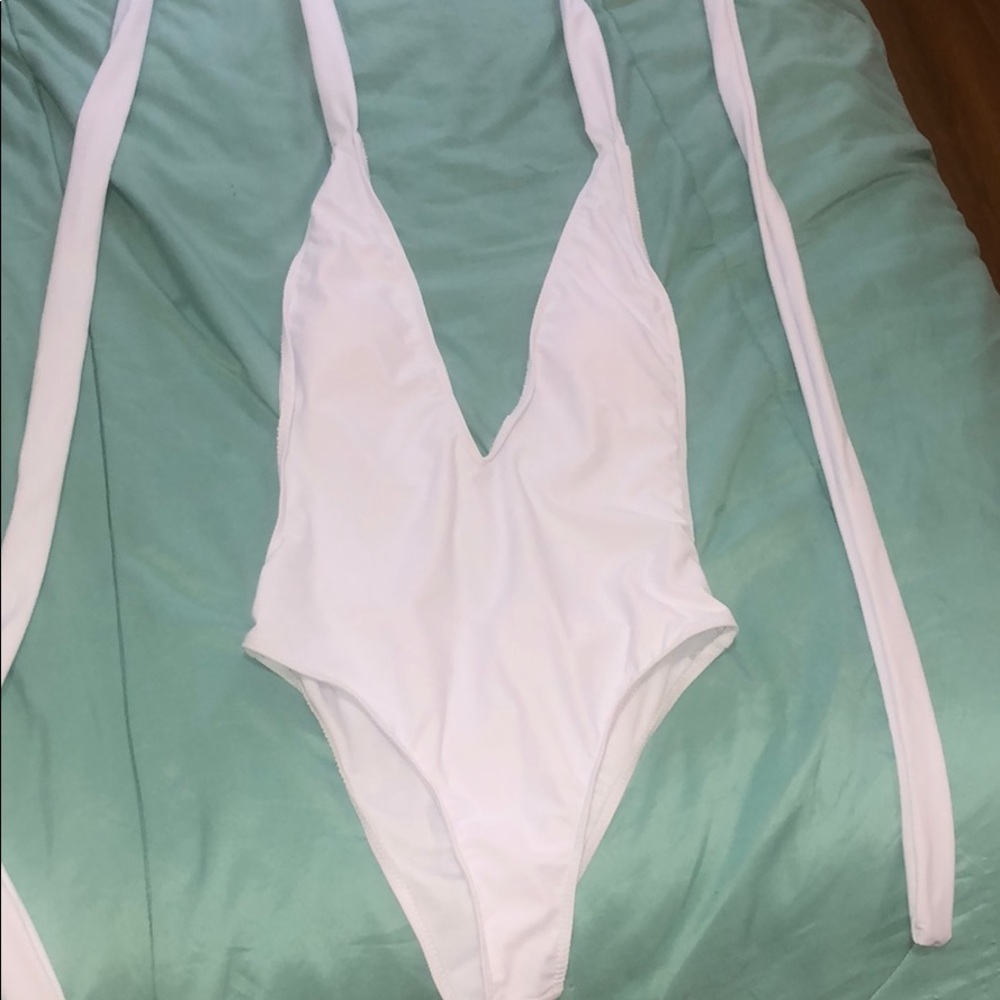 One piece bathing suit